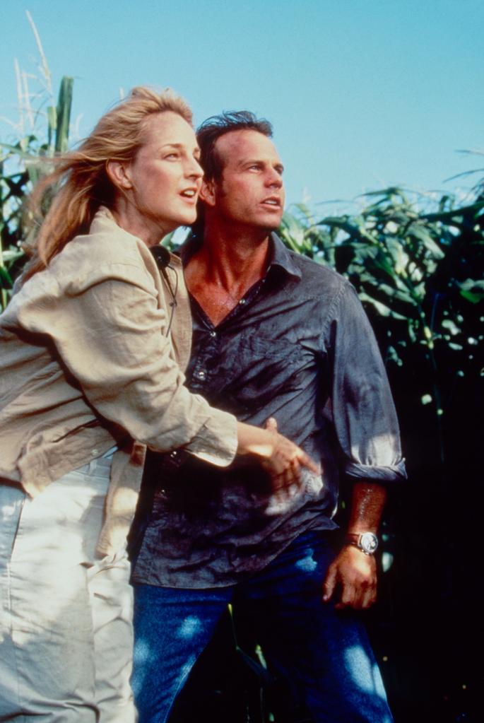 Helen Hunt, Bill Paxton in "Twister"