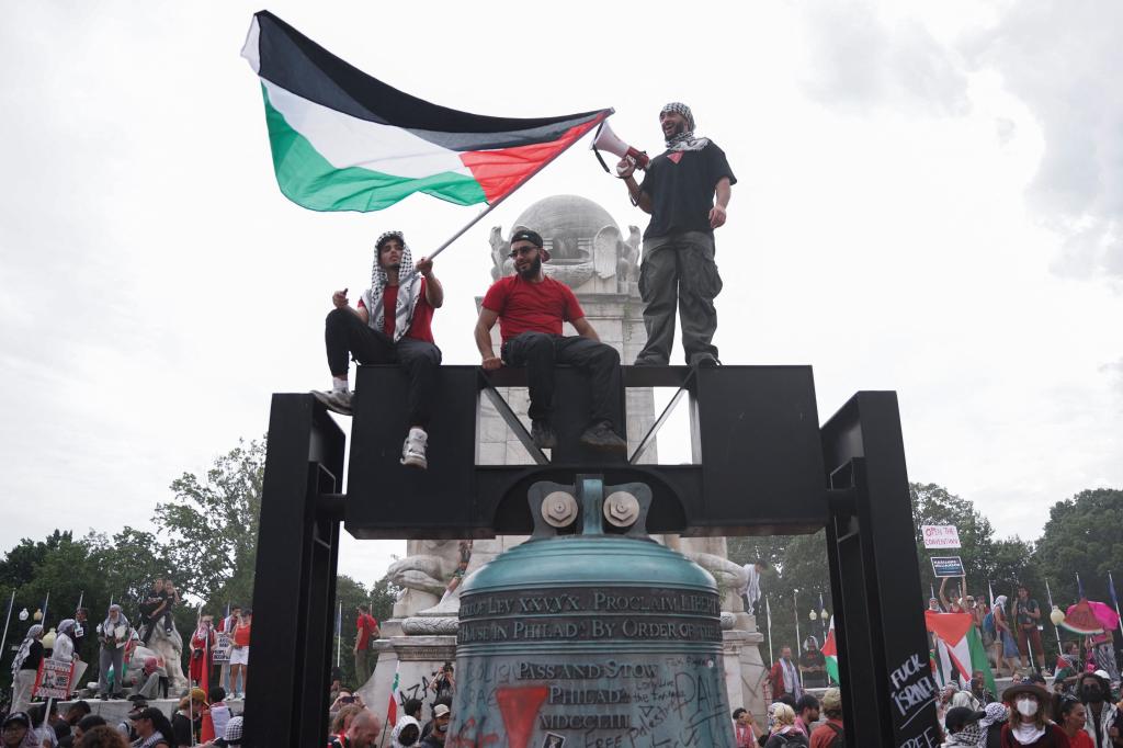 Demonstrators gather atop the Freedom Bell at Union Station during a pro-Palestinian protest on the day Netanyahu addresses a joint meeting of Congress on Capitol Hill, in Washington, U.S., July 24, 2024.