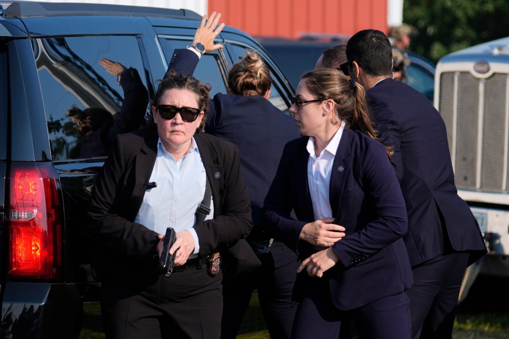 A group of female secret service agents 