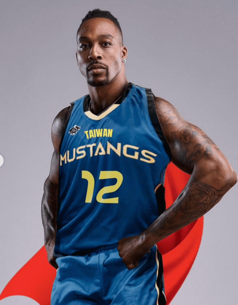 Dwight Howard in his Taiwan Mustangs uniform.