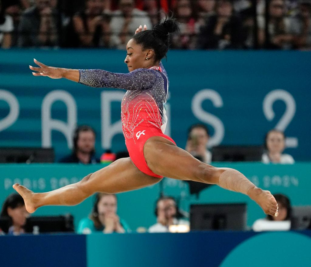 Simone Biles fell in her finnal tournament. 