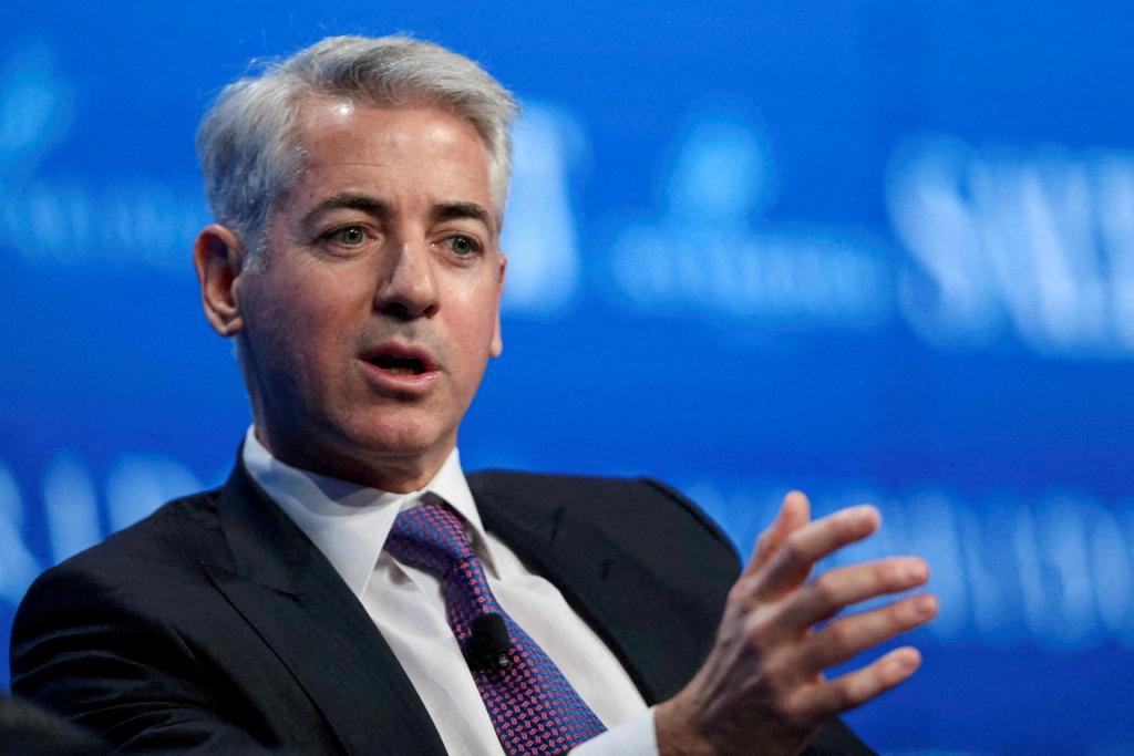 Billionaire hedge fund manager Bill Ackman is set to host a Milken Institute panel discussion at his Hamptons home, according to a report.