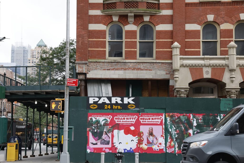 NYC Department of Buildings filing lawsuit against owner of neglected buildings with crumbling facades on West 57 Street and 9th Avenue