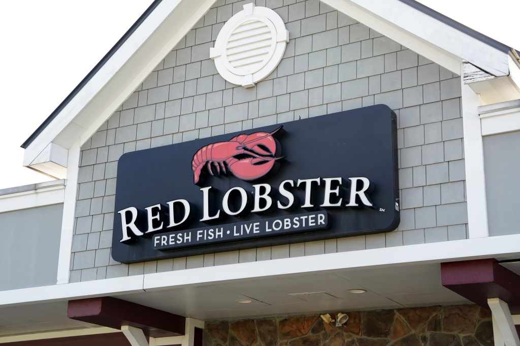 Red Lobster restaurant sign in Paramus, NJ.