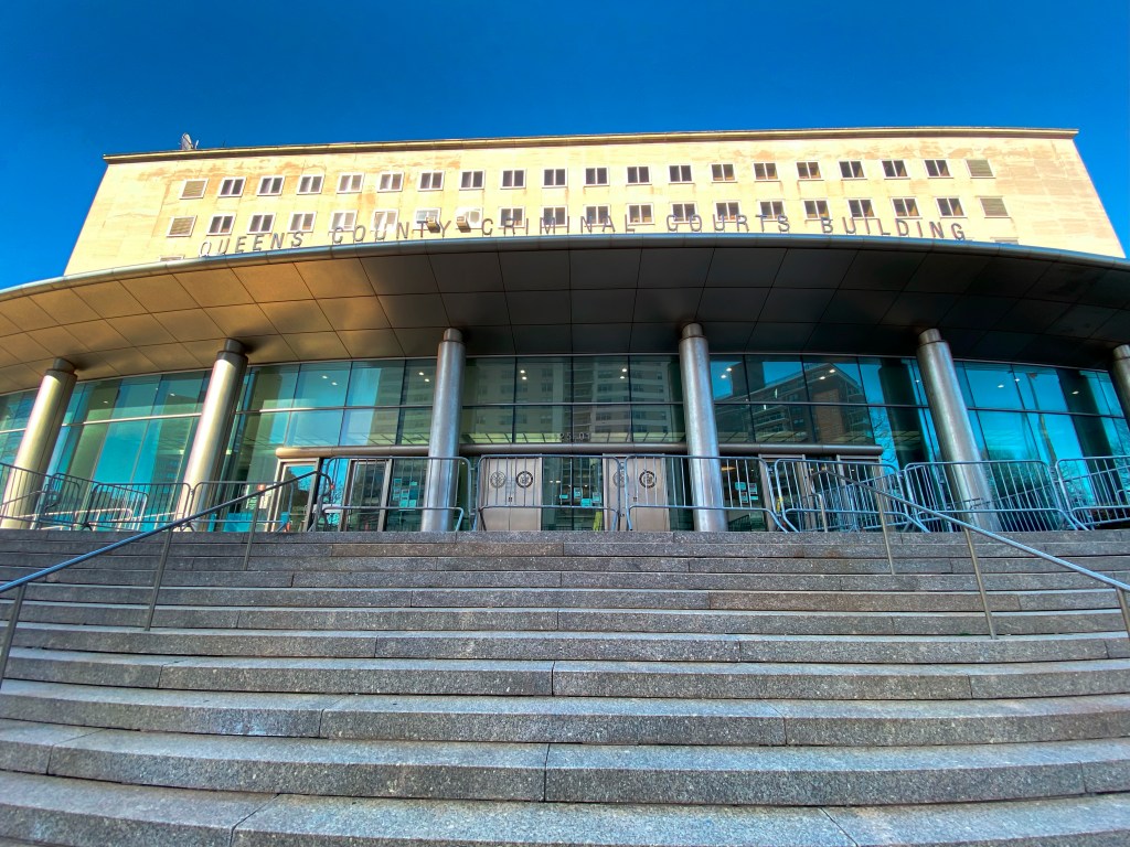 Queens County Criminal Courts Building