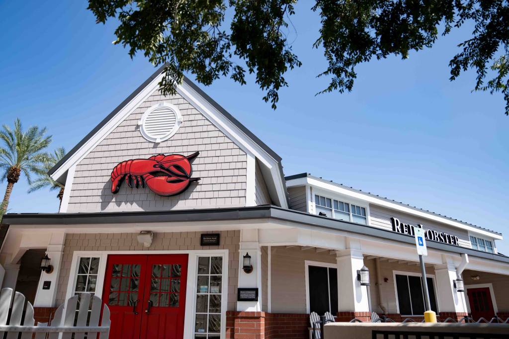 Exterior view of Red Lobster restaurant in Surprise, Arizona with a lobster sign on the side.