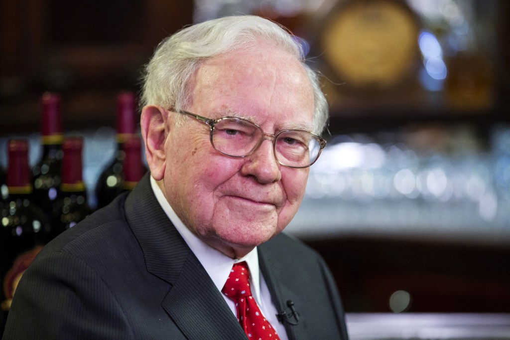 Dimon said he backs the so-called "Buffett Rule," named after billionaire Berkshire Hathaway CEO Warren Buffett.