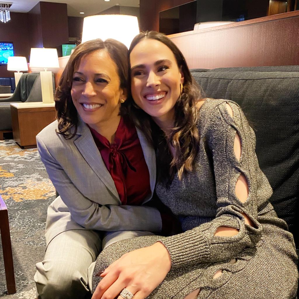 Kamala Harris with niece Meena Harris