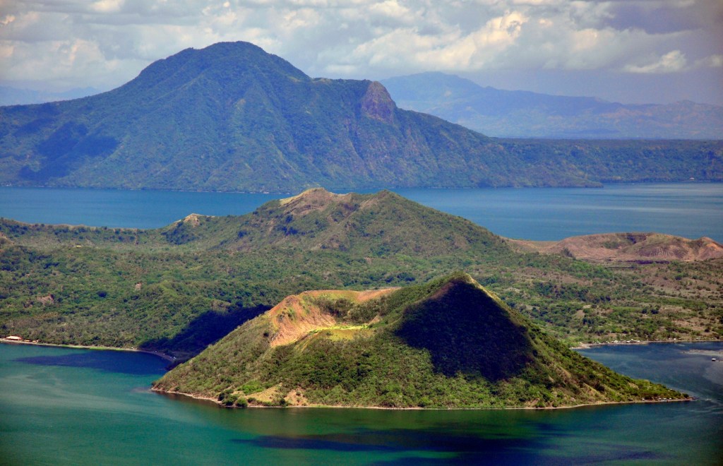 Image of volcano on Luzon Island. 