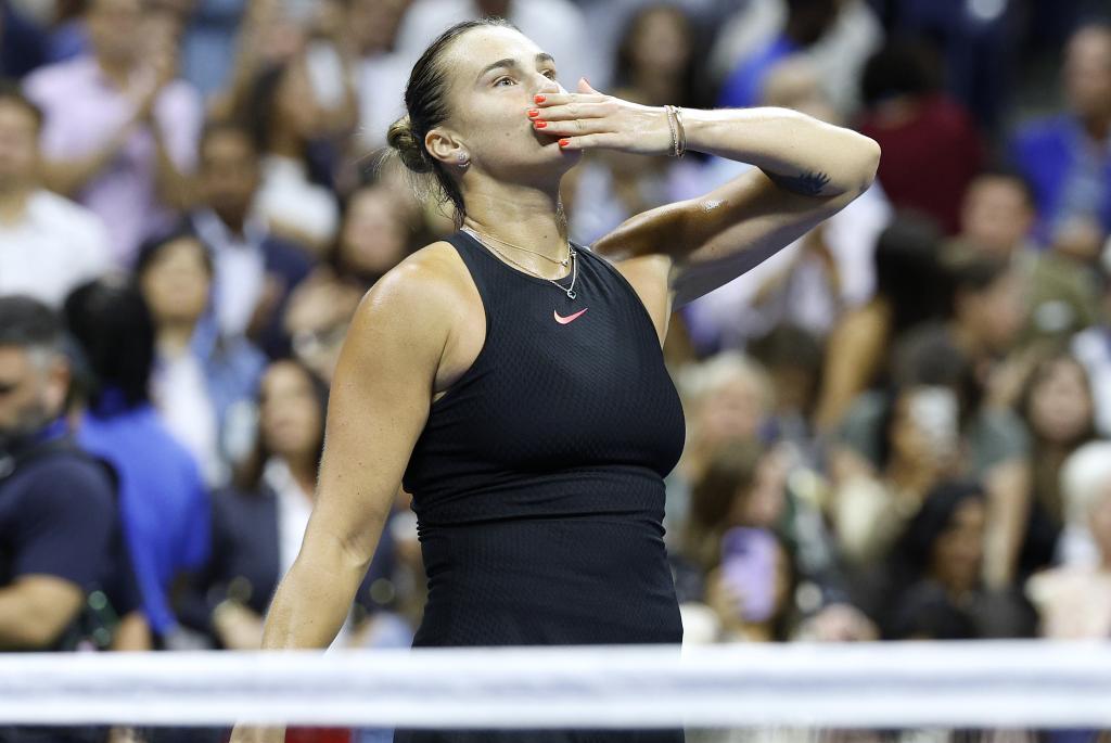 Aryna Sabalenka blows a kiss to the crowd after her U.S. Open semifinal win over Emma Navarro on Sept 5, 2024.