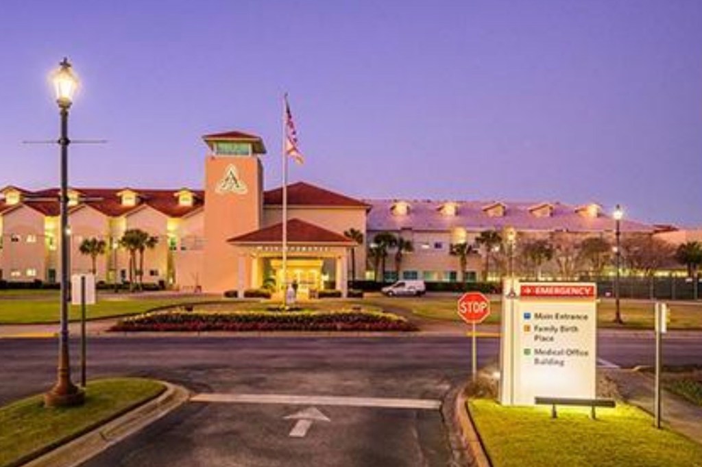 Operating staff at Ascension Sacred Heart Emerald Coast were concerned that Dr. Shaknovsky did not have the skill level to safely perform this procedure.