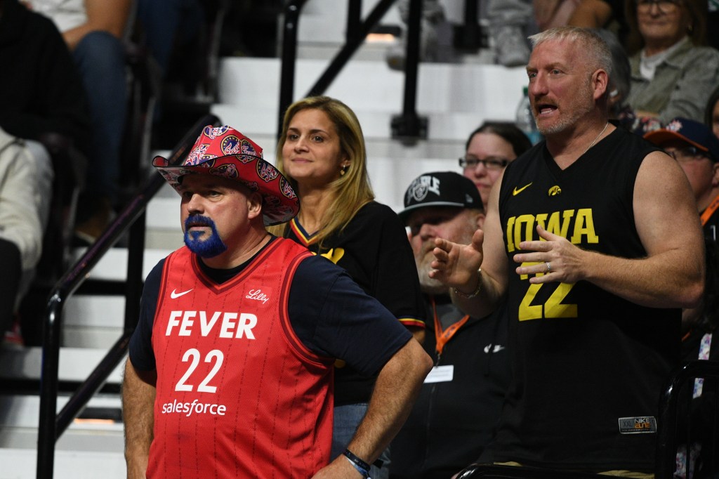 Fans in Caitlin Clark jerseys.