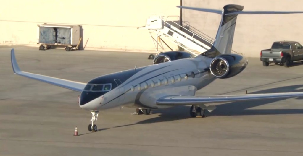 Jeff Bezos' new Gulfstream G700 jet was spotted at Van Nuys Airport in Los Angeles on Sunday.