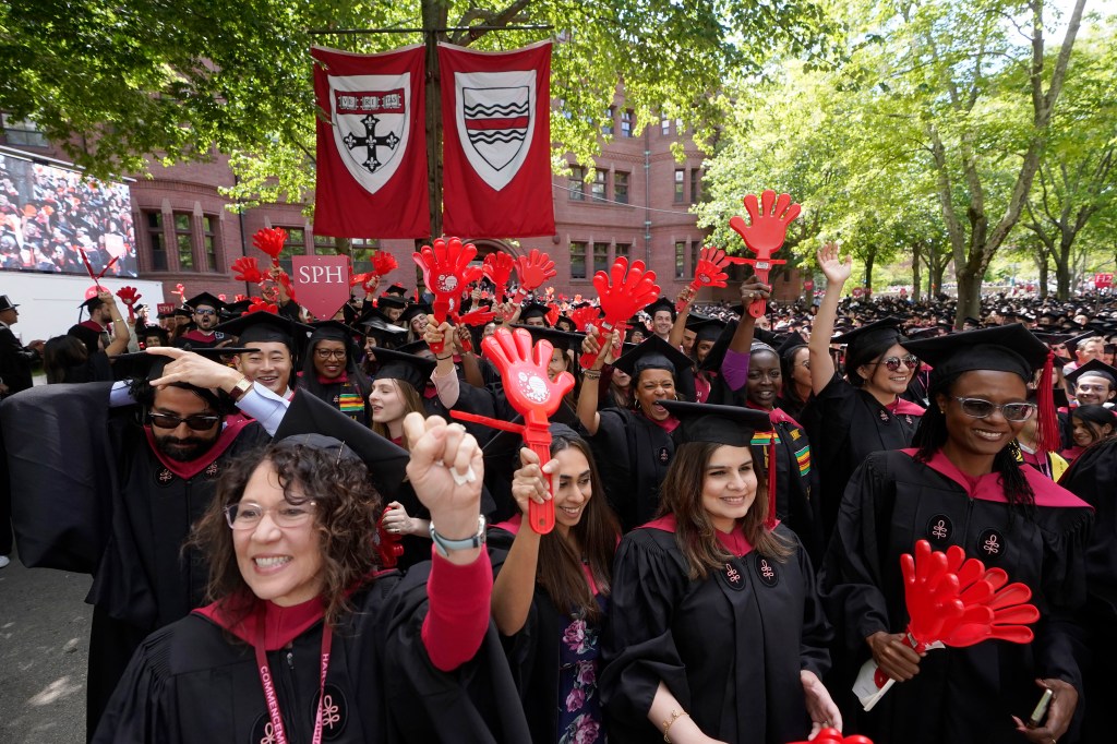 In the last 20 years, Harvard's annualized returns rank second-to-last in the Ivy League.