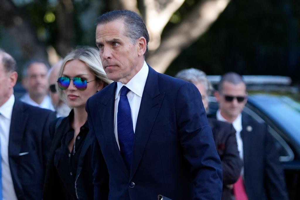 Hunter Biden, right, and his wife Melissa Cohen Biden, arrive in federal court for jury selection for his trial on felony tax charges Thursday, Sept. 5, 2024