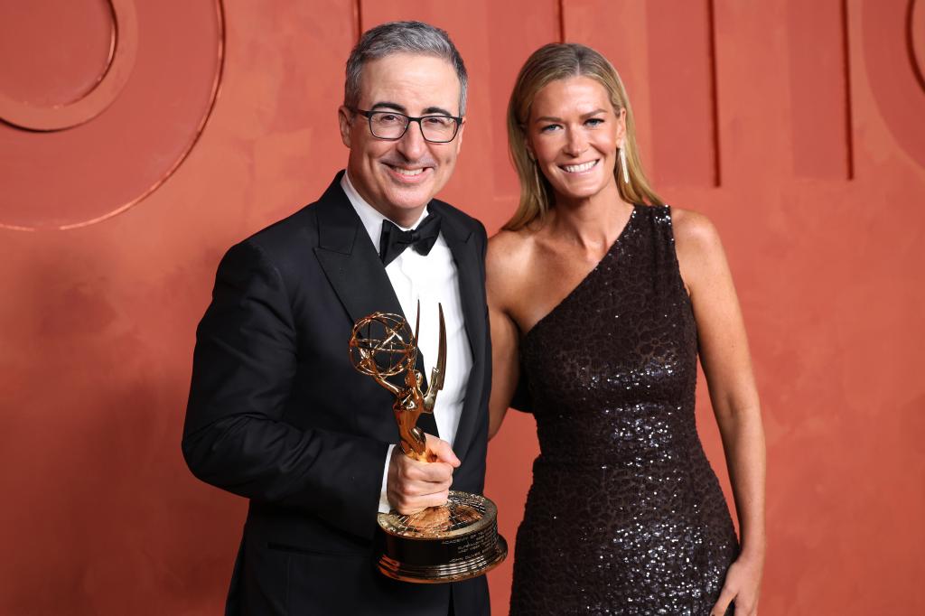  John Oliver and Kate Norley attend the HBO & Max Post Emmys Reception at San Vicente Bungalows on September 15, 2024. 