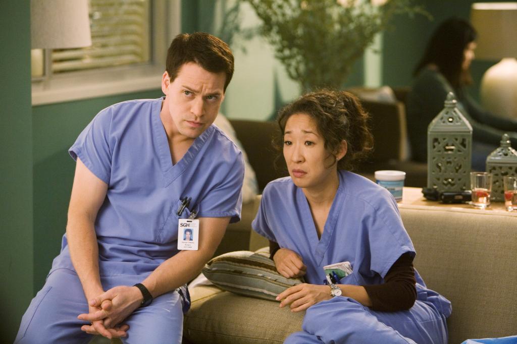 T.R. Knight and Sandra Oh on "Grey's Anatomy."