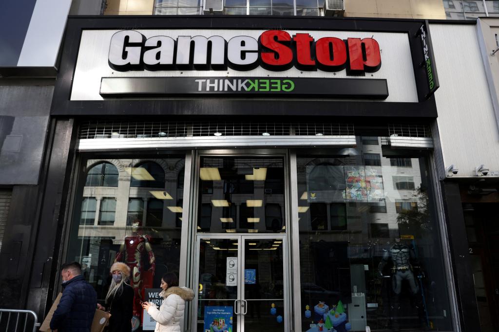 GameStop has announced that it will be closing even more brick-and-mortar locations in the coming year, after a disappointing earnings report.