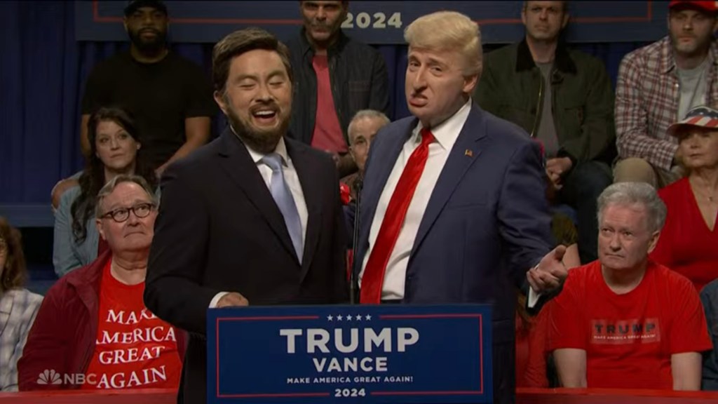 Bowen Yang as J.D Vance and James Austin Johnson as Trump