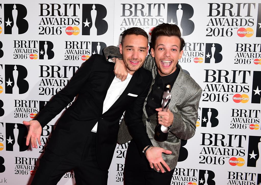 Liam Payne (left) and Louis Tomlinson (right) at 2016 Brit Awards.