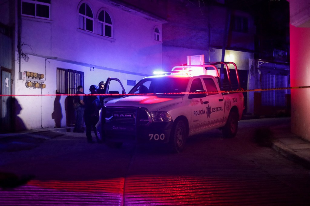 Mexican security forces respond at the scene where Alejandro Arcos, mayor of Chilpancingo, was killed, in Chilpancingo, Guerrero, Mexico October 6, 2024.