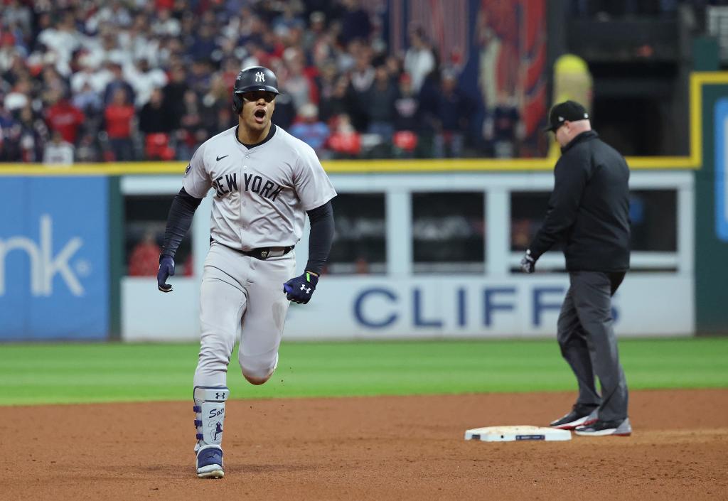 Yankees right fielder Juan Soto reacts as he rounds the bases after hitting a go-ahead, 10th-inning home run in ALCS Game 5 on Oct. 19, 2024.