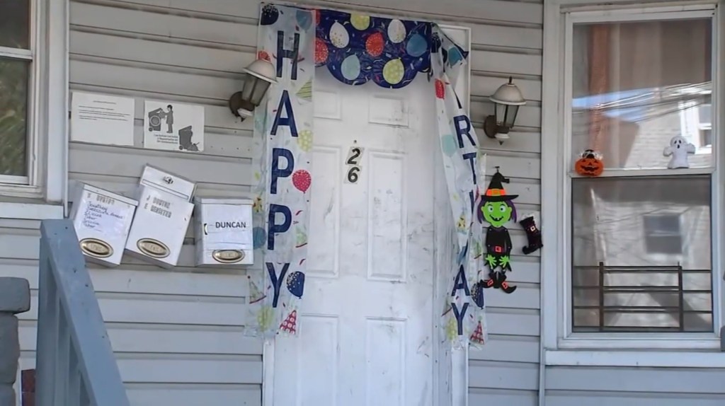 The home where two girls were found dead in Newark fire.