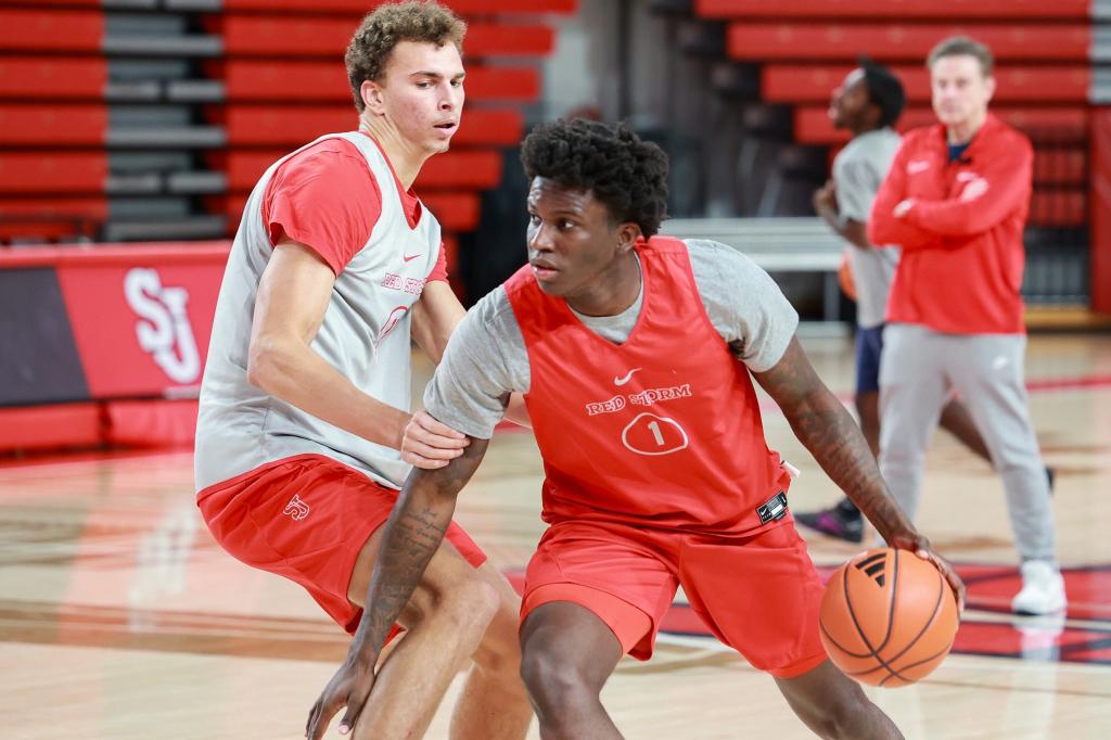 Kadary Richmond drives to the basket during practice on St. John's Media Day.