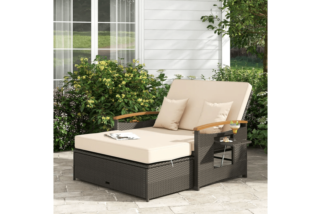 Wade Logan Berrera 66" Outdoor Patio Daybed