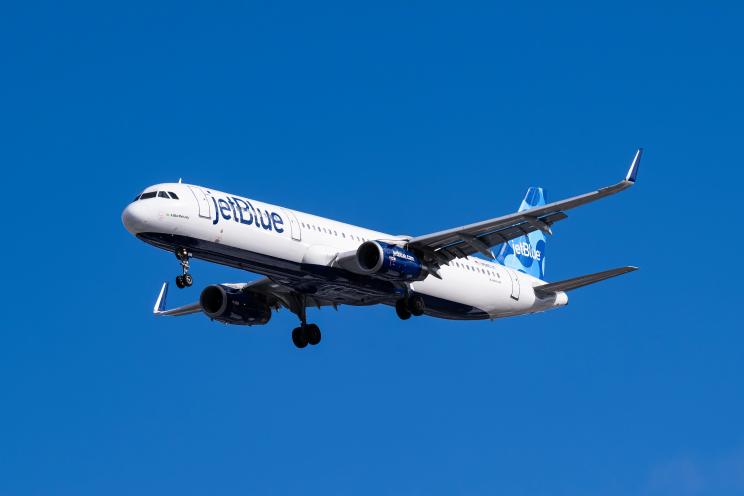 A JetBlue jet.