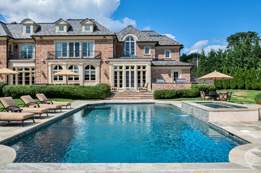 New Jersey mansion becomes one of state's priciest, nets $16.7M: In Alpine, New Jersey, a gated four-story property has entered the ranks of the state's most expensive properties after selling for $16.7 million.