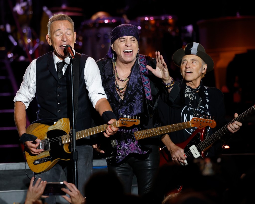 Bruce Springsteen, Steven Van Zandt and Nils Lofgren performing 