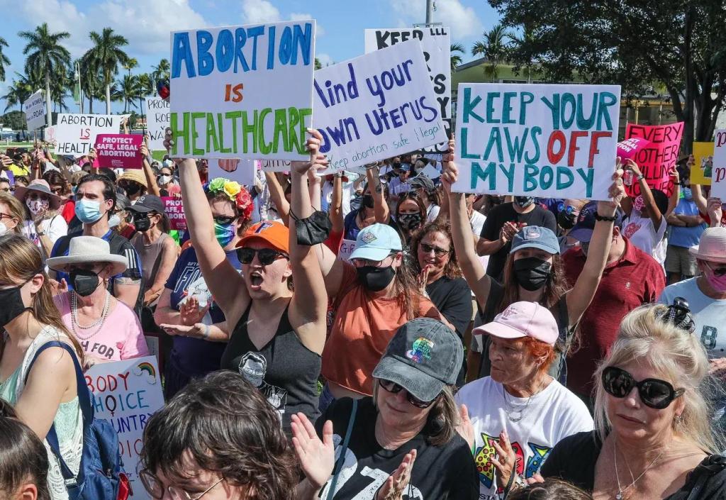 Pro-choice protesters. 