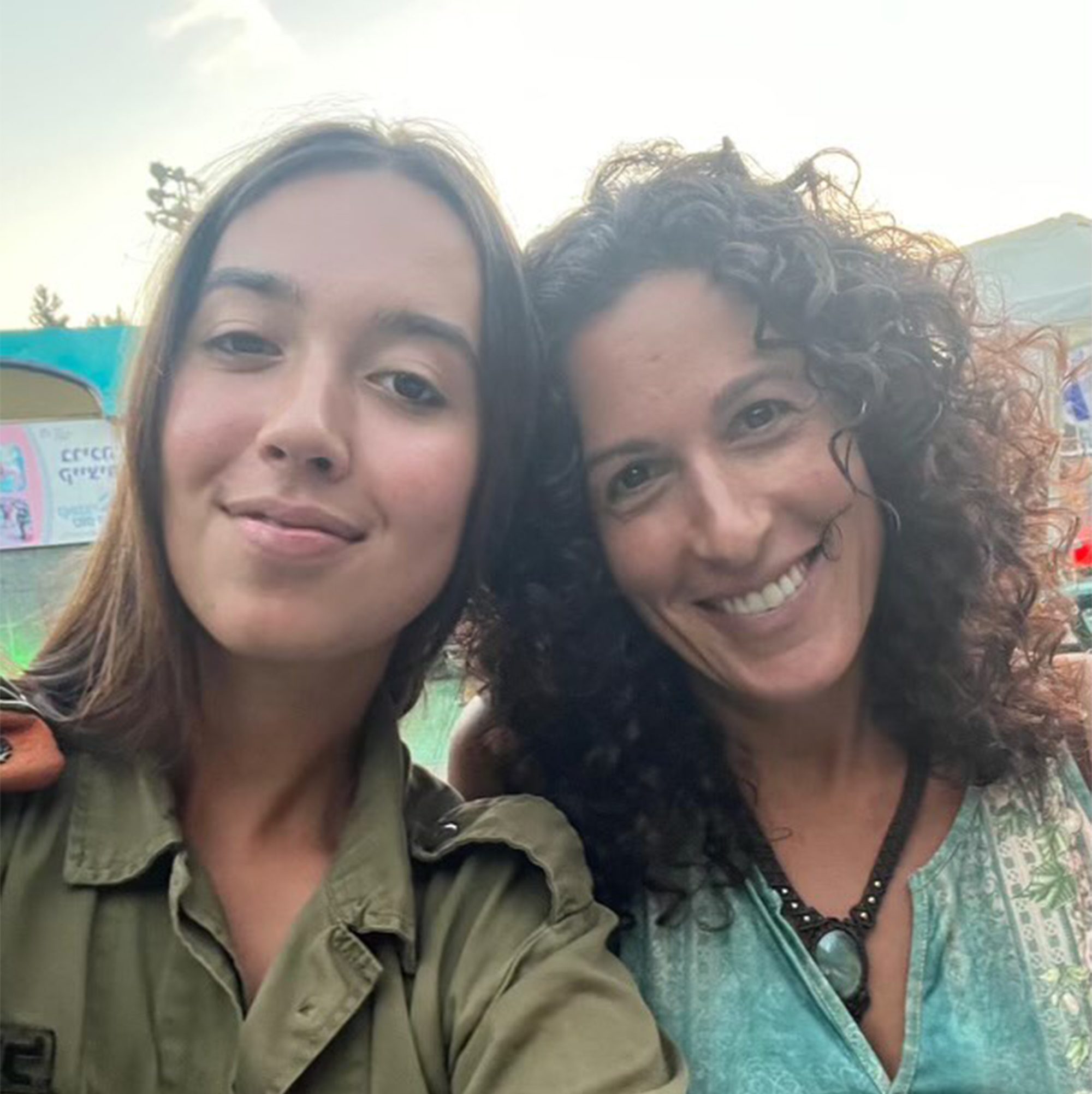 Selfie photo of Rona Kaufman on right with daughter Naomi Kitchen in the Israel Defense Forces.