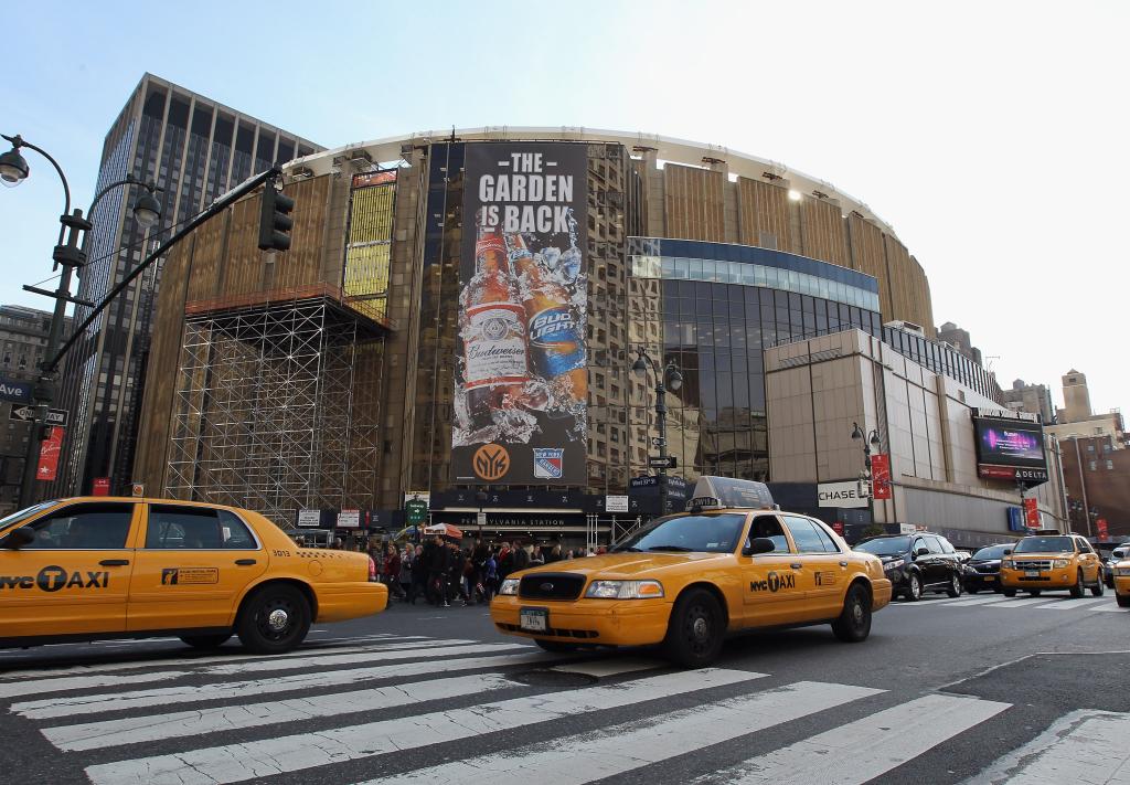 Trump's rally will be held at MSG’s legendary arena on Oct. 27 — nine days before Election Day — sources said.