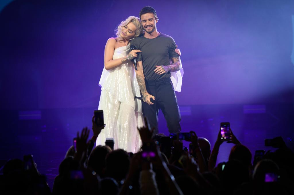 Rita Ora and Liam Payne performing in 2018.