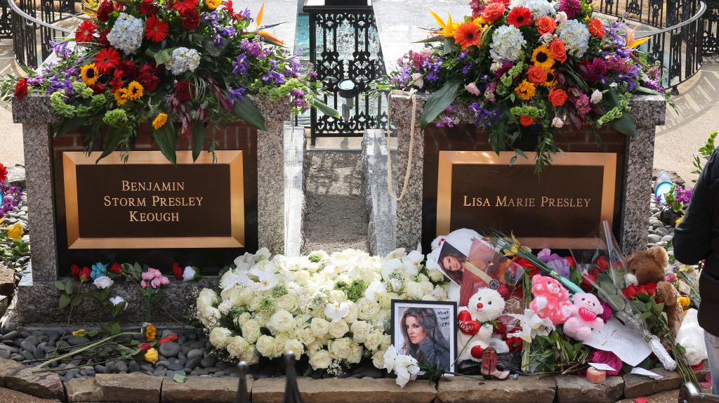 Lisa Marie Presley and Benjamin Keough's graves at Graceland