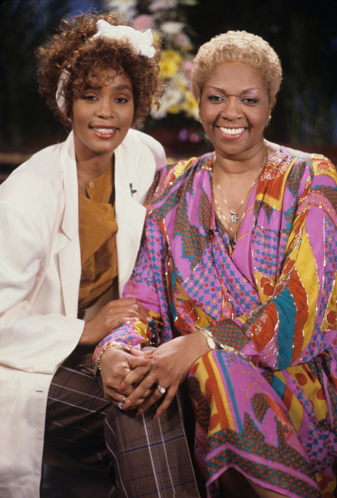  Whitney and Cissy Houston in 1987.