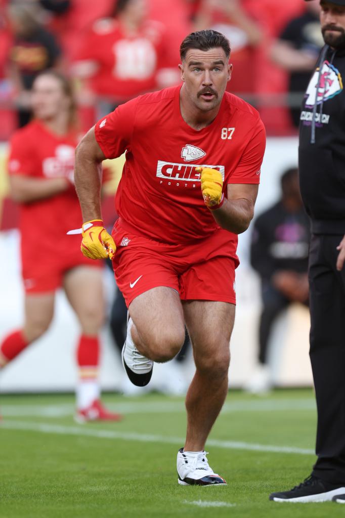 Travis Kelce #87 of the Kansas City Chiefs warms up prior to a game against the New Orleans Saints