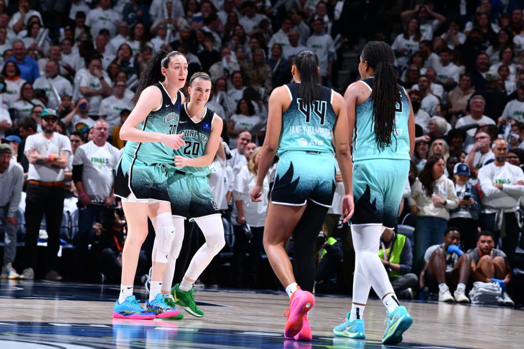 The Liberty will be looking to close out the Lynx and win the WNBA Final on Friday.