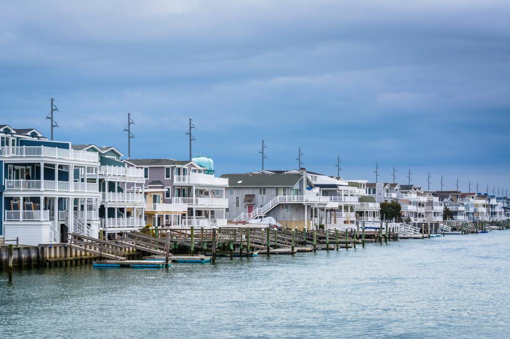 Waterfront homes in Avalon, New Jersey.