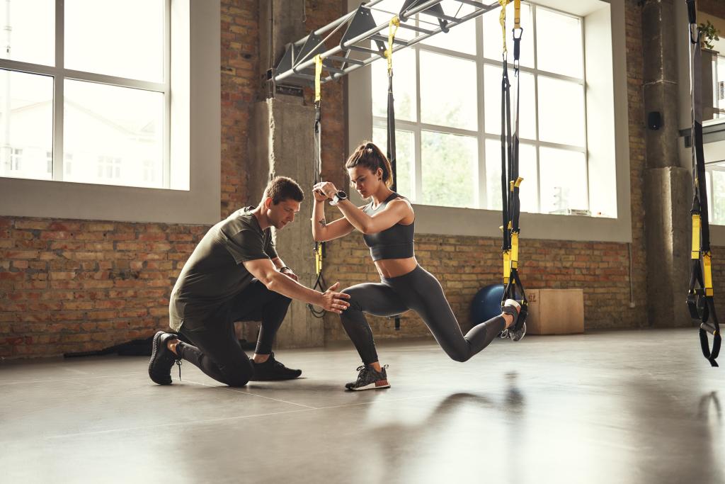 Woman doing a morning workout. 