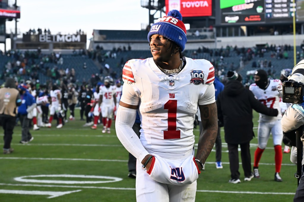 Giants wide receiver Malik Nabers (1) leaves the field after the Philadelphia Eagles 20-13 win over the Giants in Philadelphia.