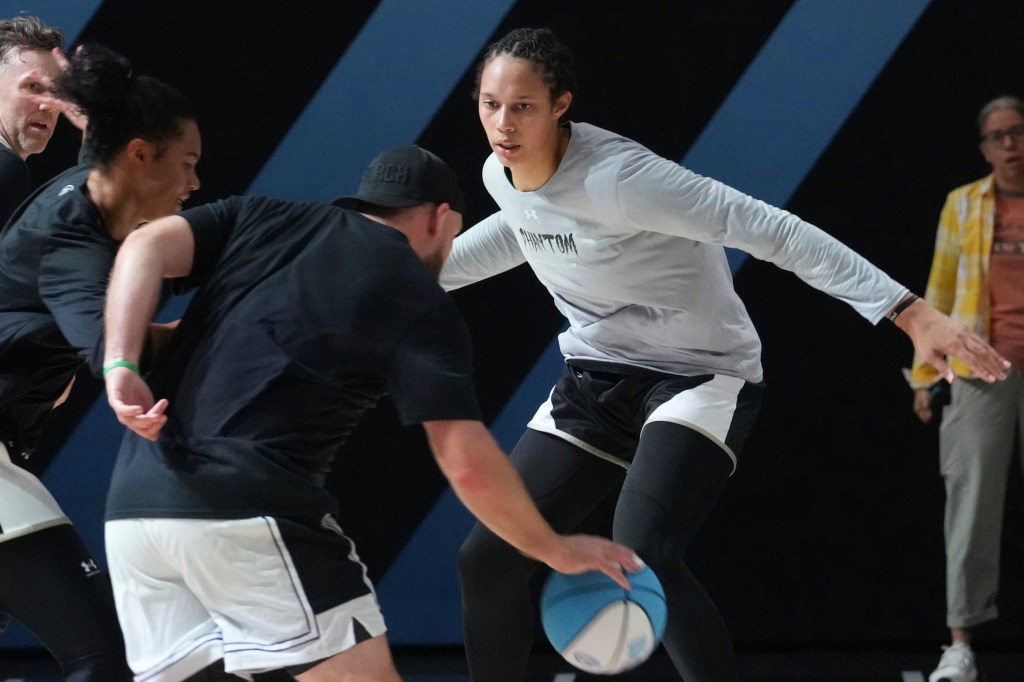 Phantom's Brittney Griner, practices defensive plays