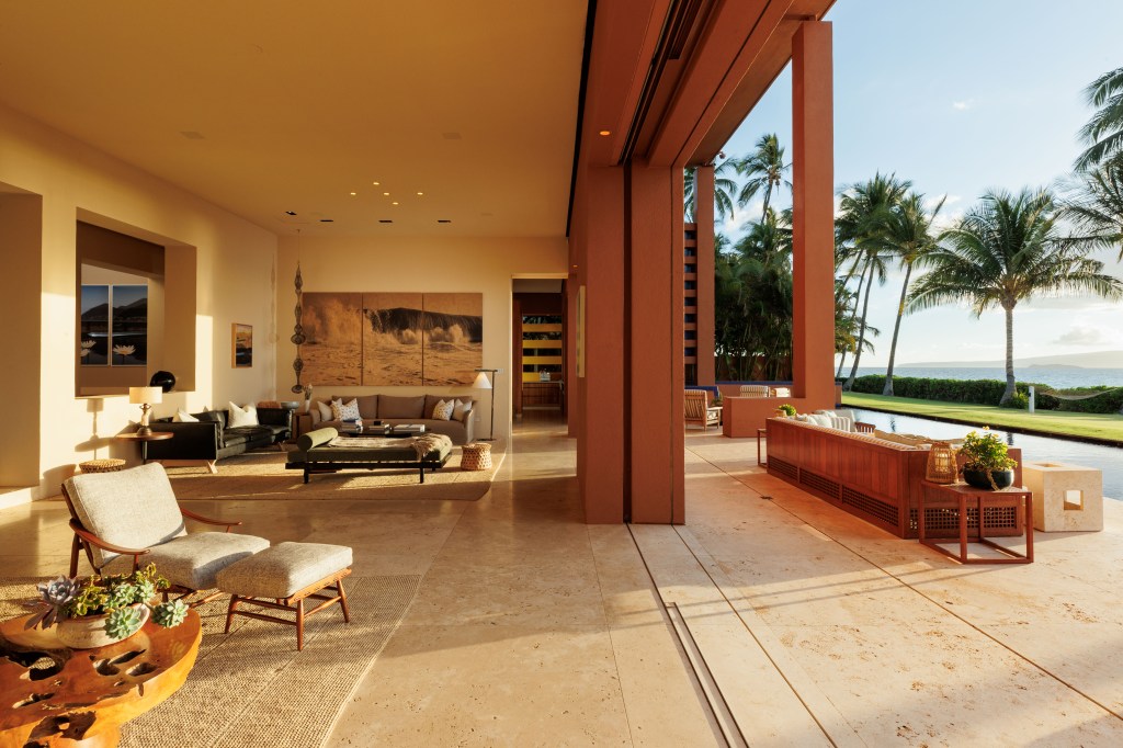 The auction is set for April 10–22.