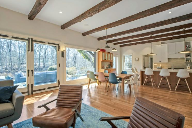 NY farmhouse once owned by Hollywood founder asks $1.97M