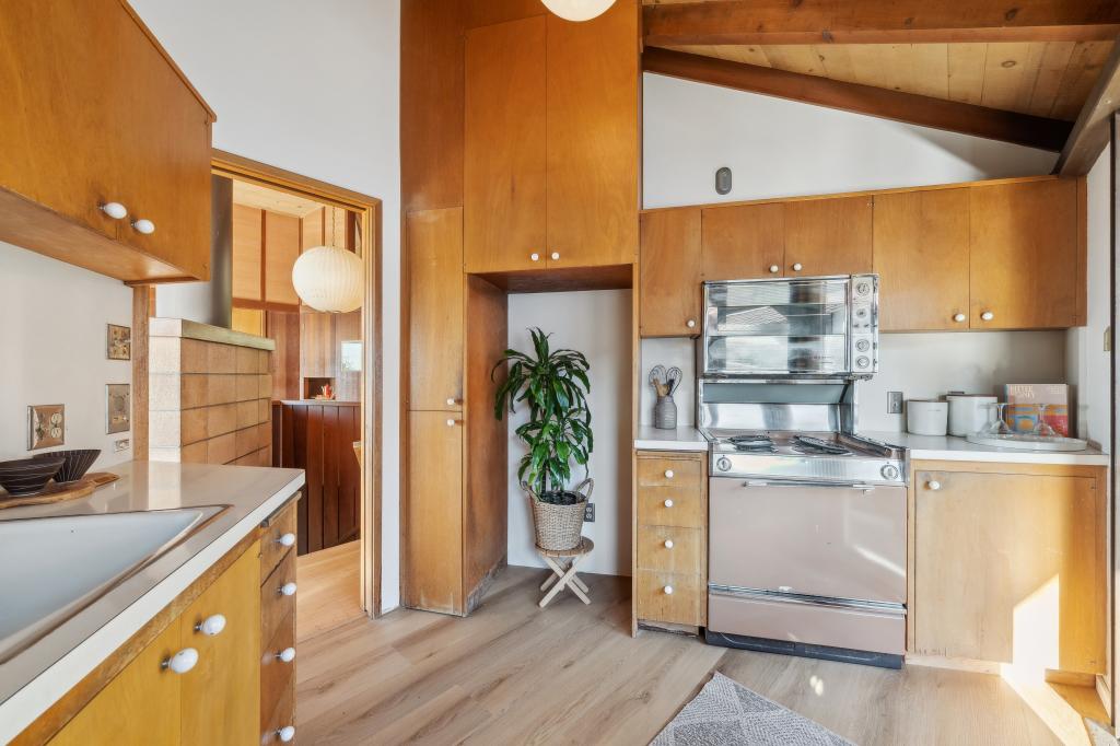 The kitchen. 