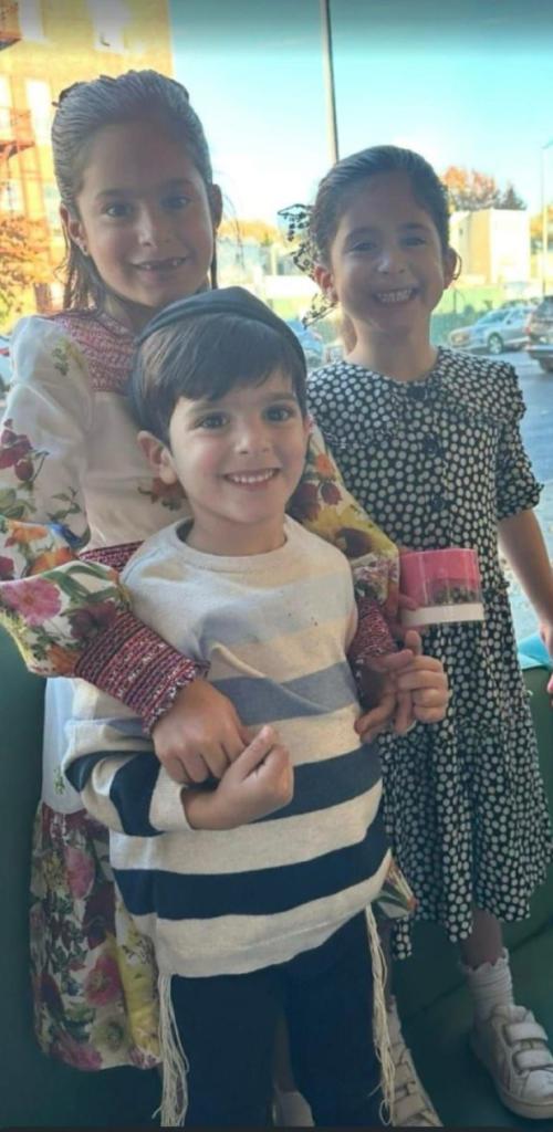 The Saada children. 