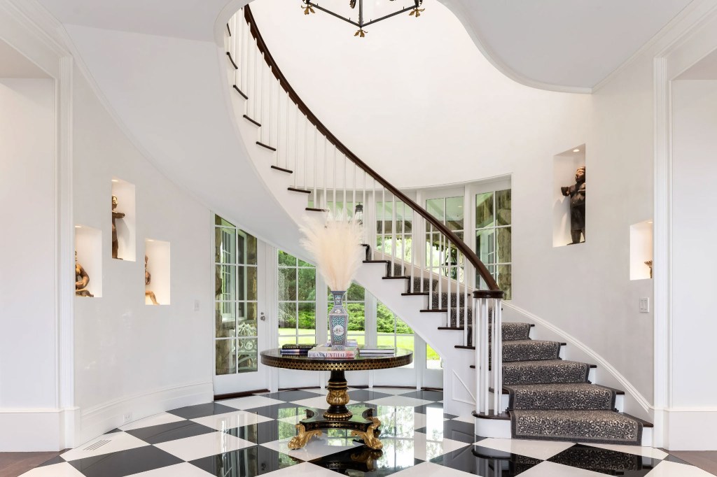 Moore and Levine extensively renovated the home to reflect her classical design aesthetic. 