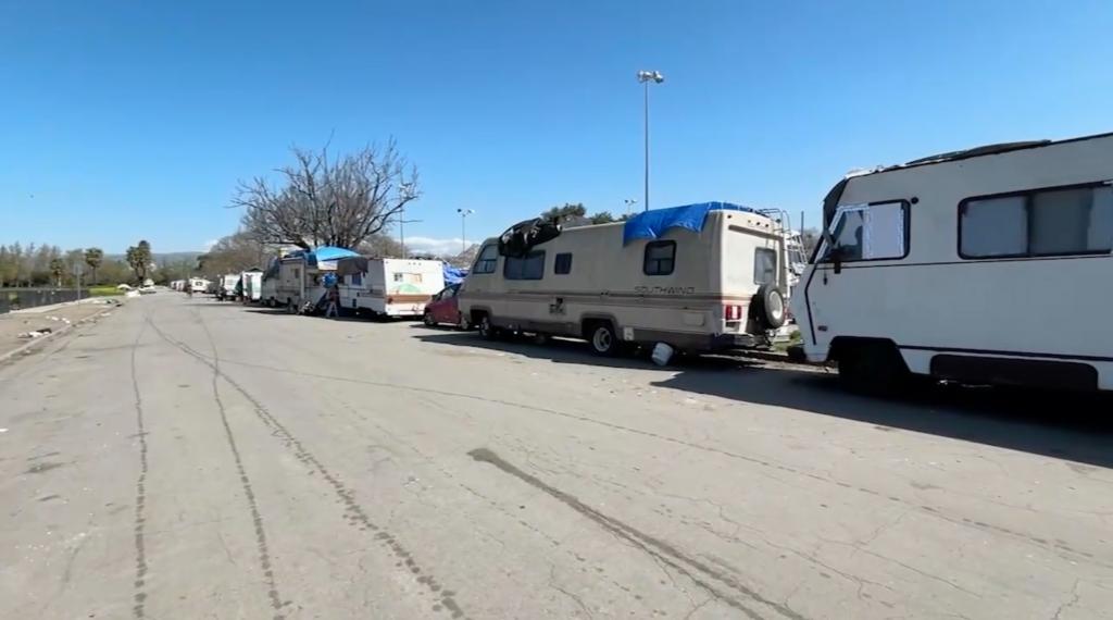 vans being rented to live in